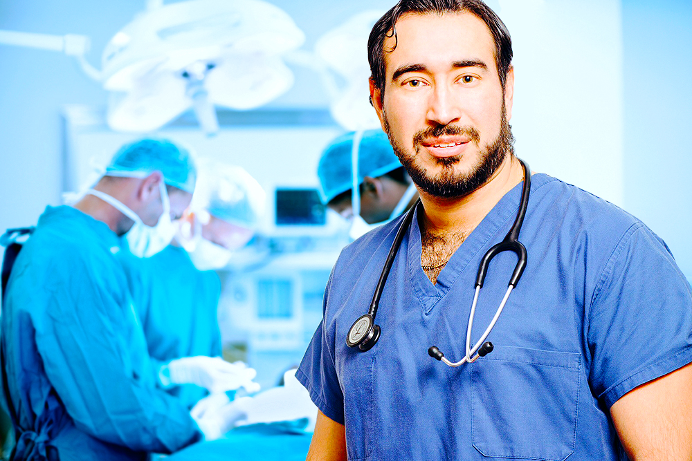 Dr. Josue Lara Ontiveros is a board certified plastic surgeon in Monterrey, Mexico.